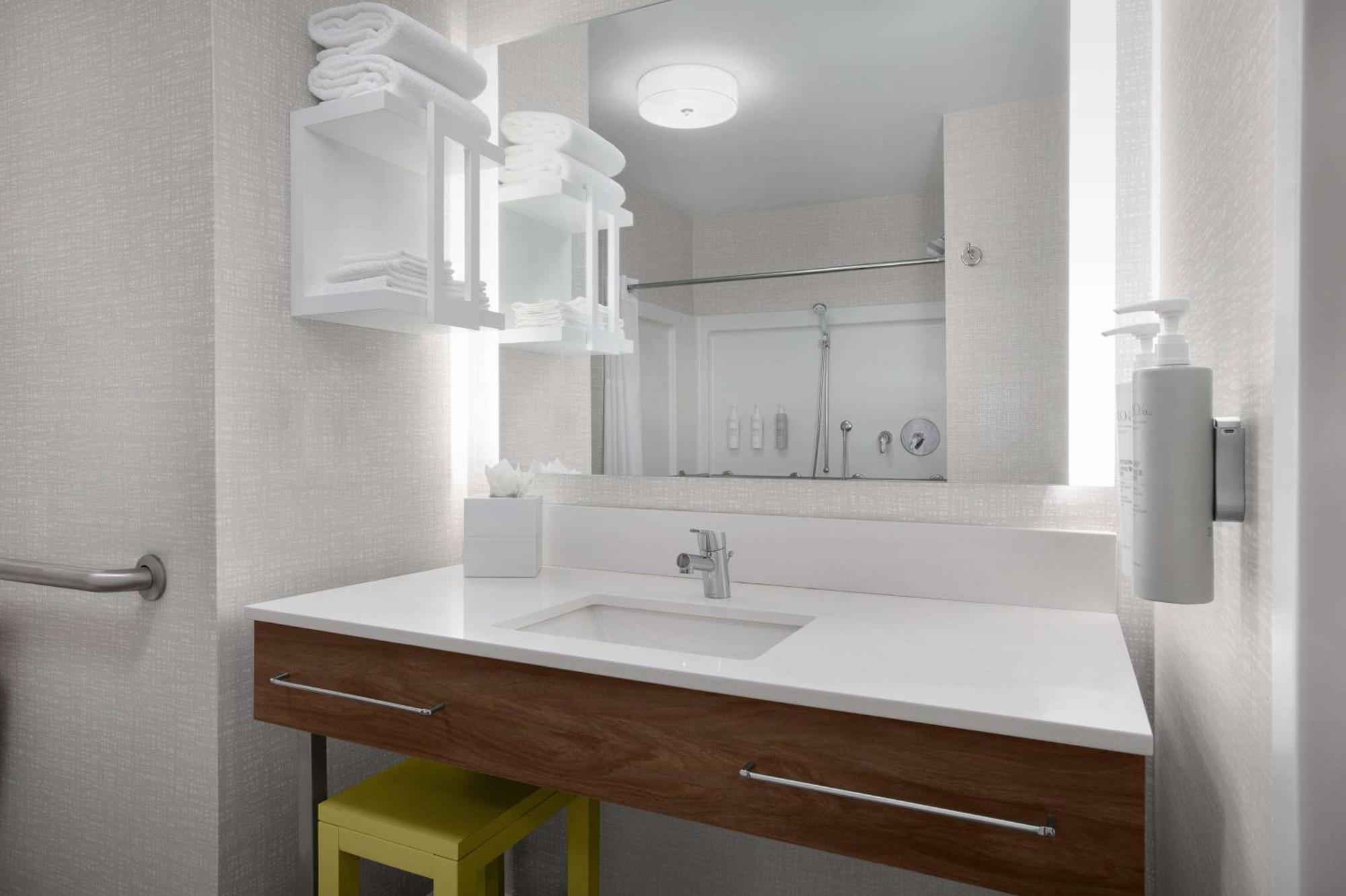 Hampton Inn Yorkville Bagian luar foto
