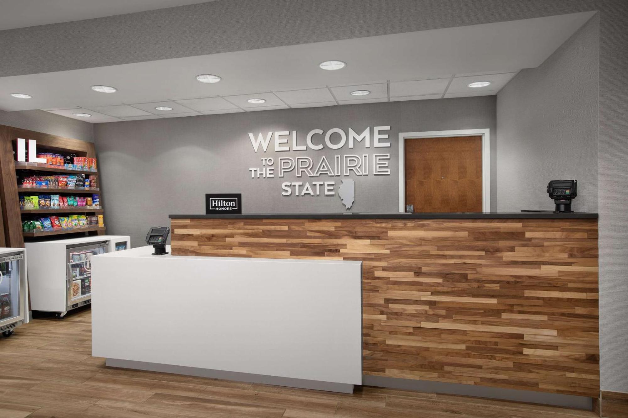 Hampton Inn Yorkville Bagian luar foto